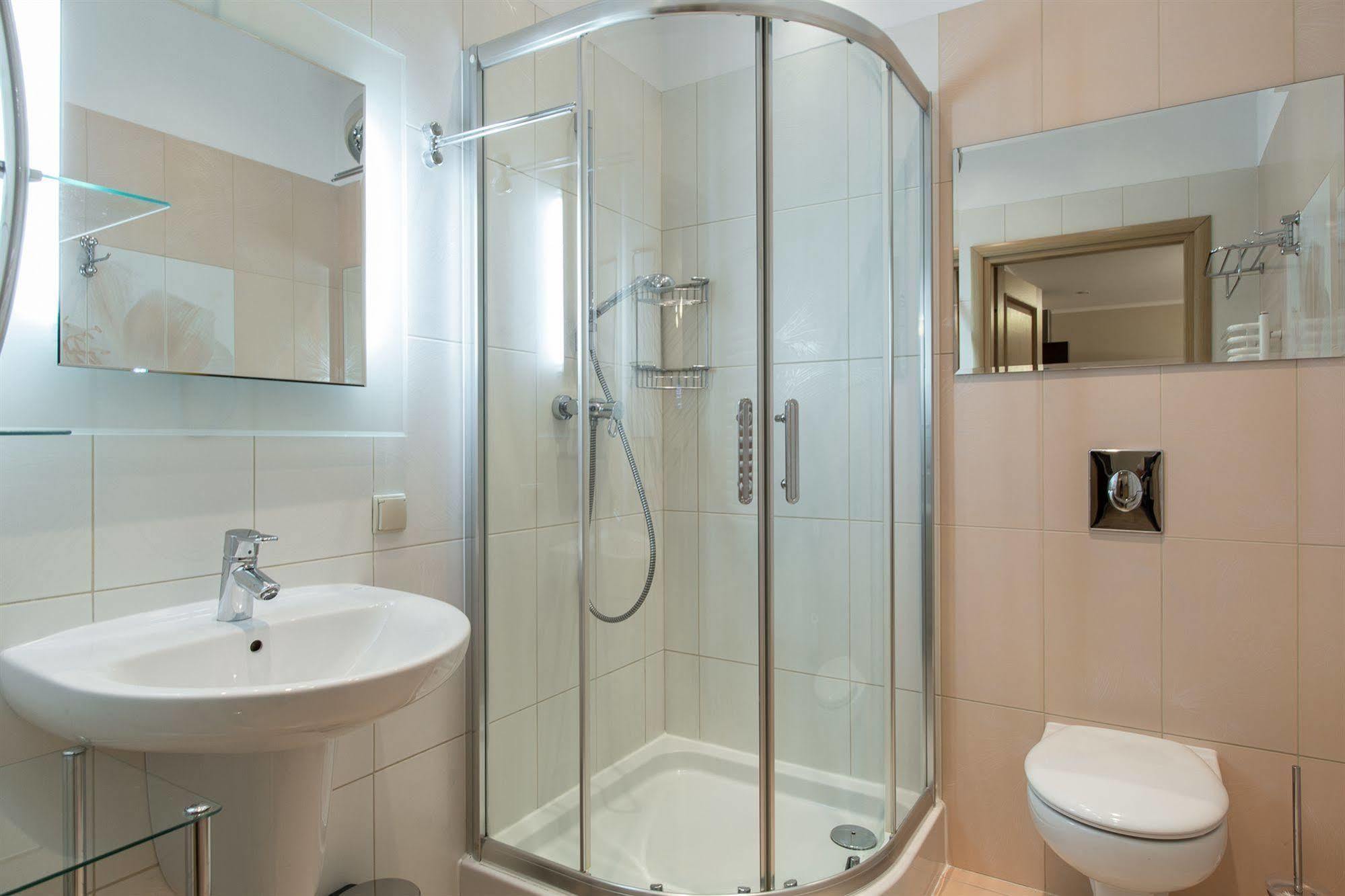Styl Radowid Z Basenem, Centrum Miasta Apartment