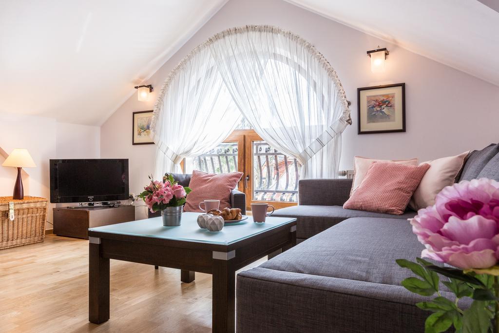 Apartament Styl Radowid Z Basenem