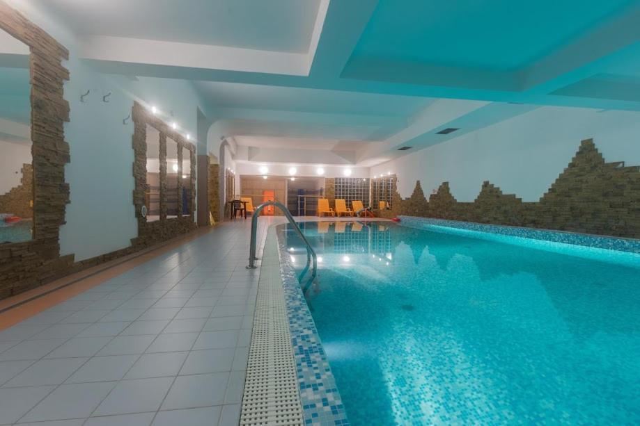 Apartament Styl Radowid Z Basenem *